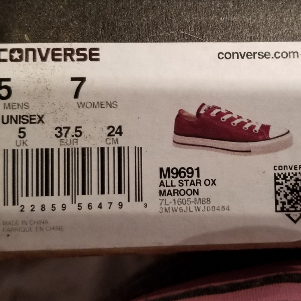 Maroon Converse - Picture 2 of 2